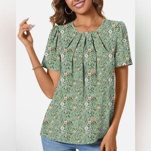 Women's Lightweight, Pleated Neckline Blouse , L Green Floral NWT